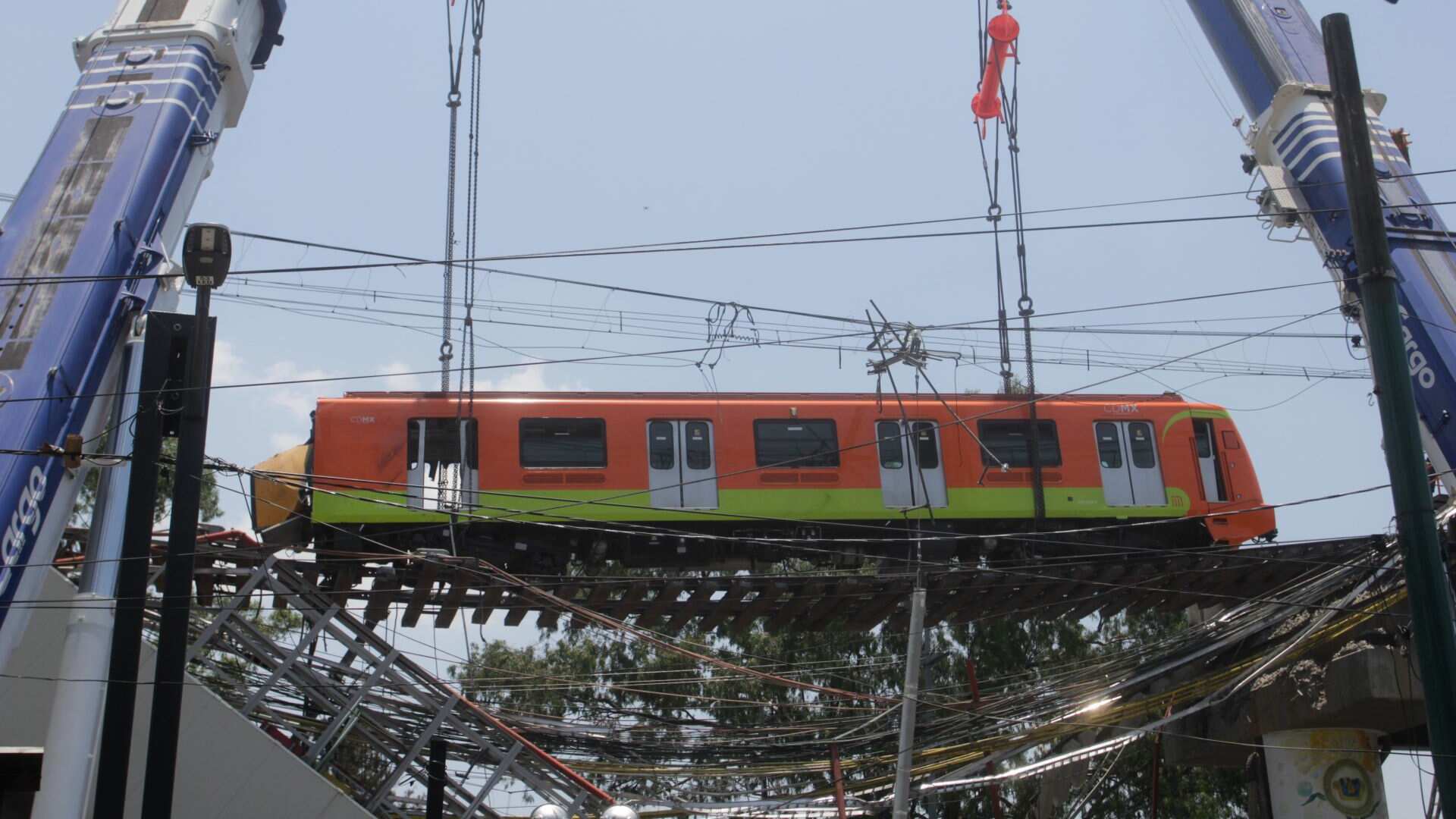 Después de 12 horas, se levantó el segundo convoy en la estación Olivos, en la Línea 12
