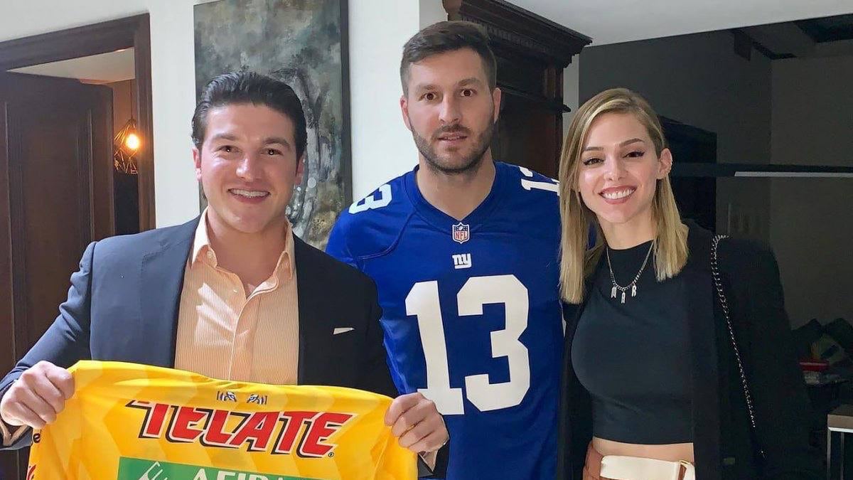 El gobernador compartió imágenes con Gignac.