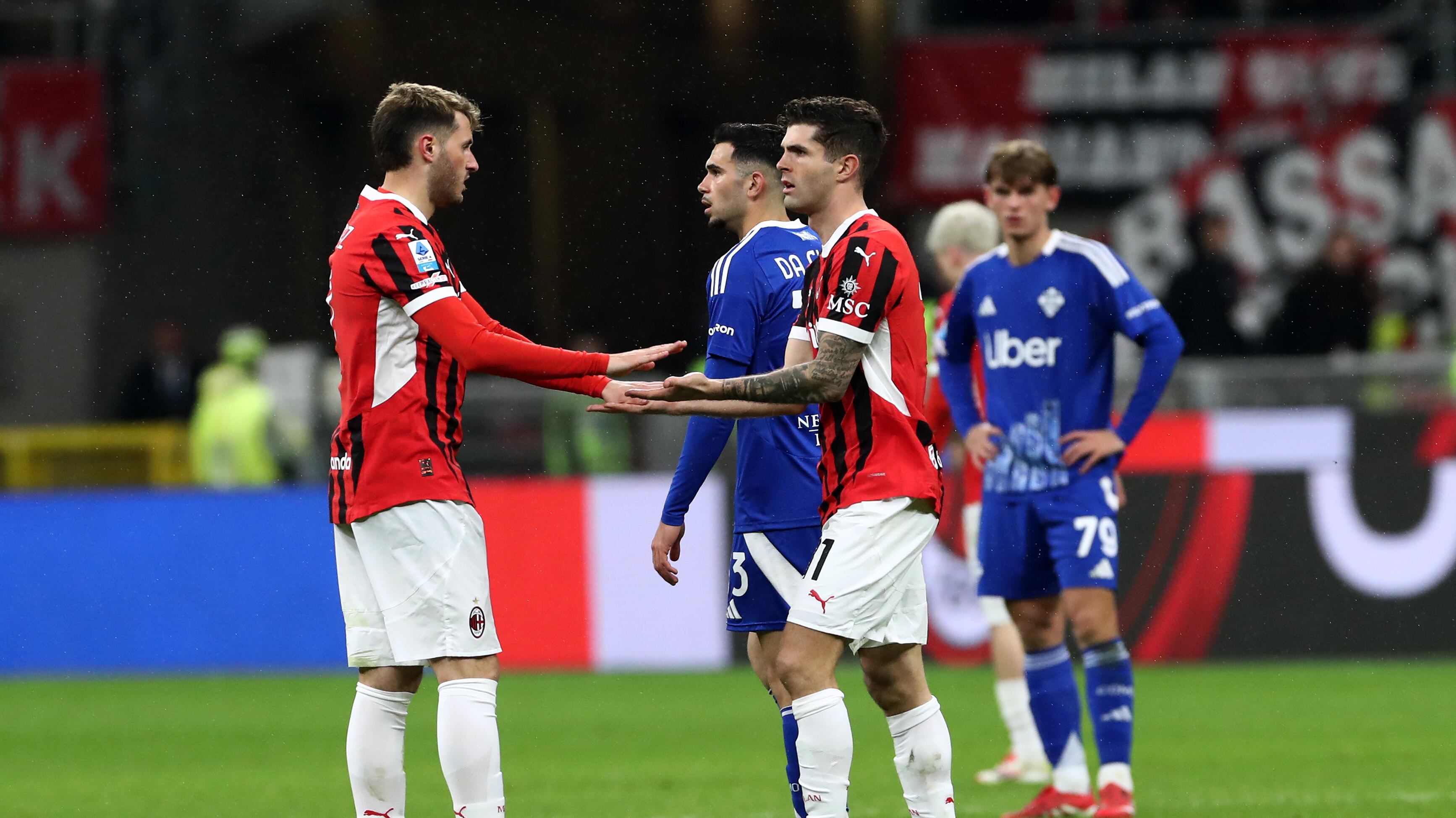 Milan remonta al Como