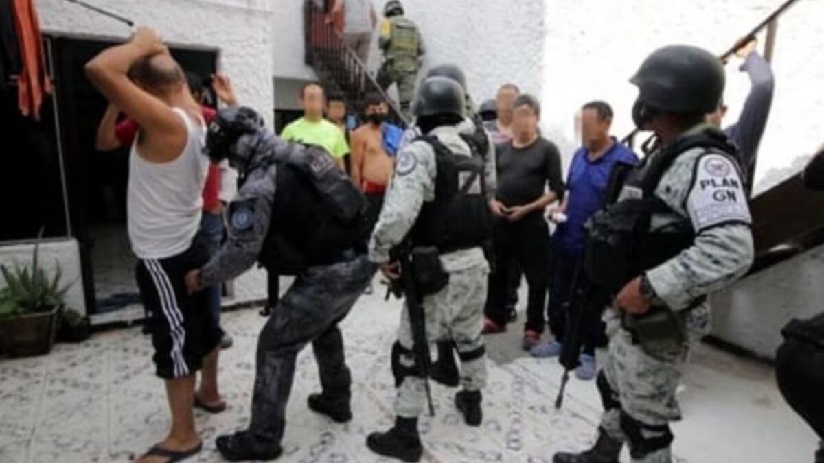 Secuestran a 36 personas en anexo de Cuerámaro, Guanajuato