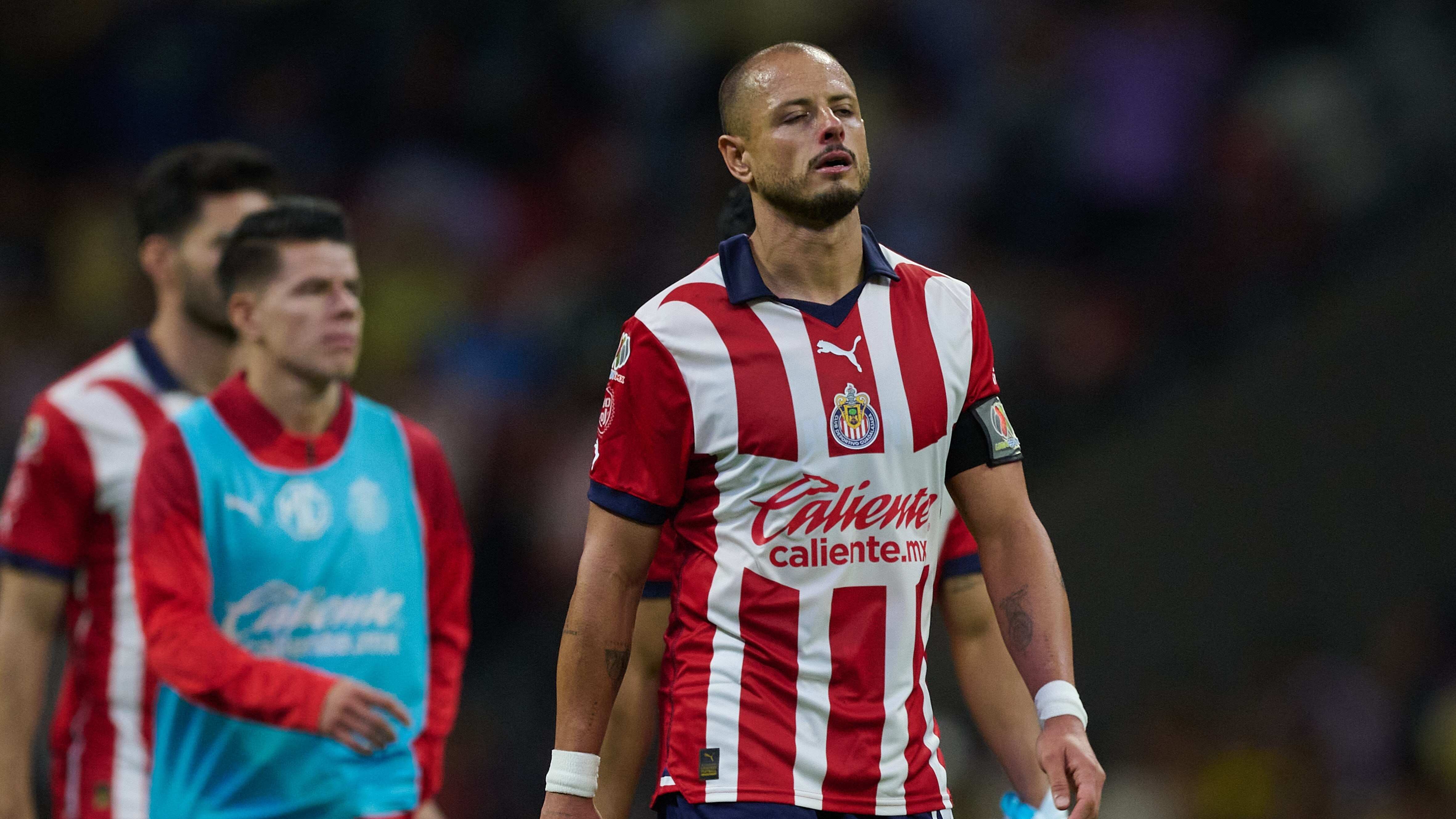 Chicharito Hernández no rindió como se esperaba en su temporada de regreso con Chivas.