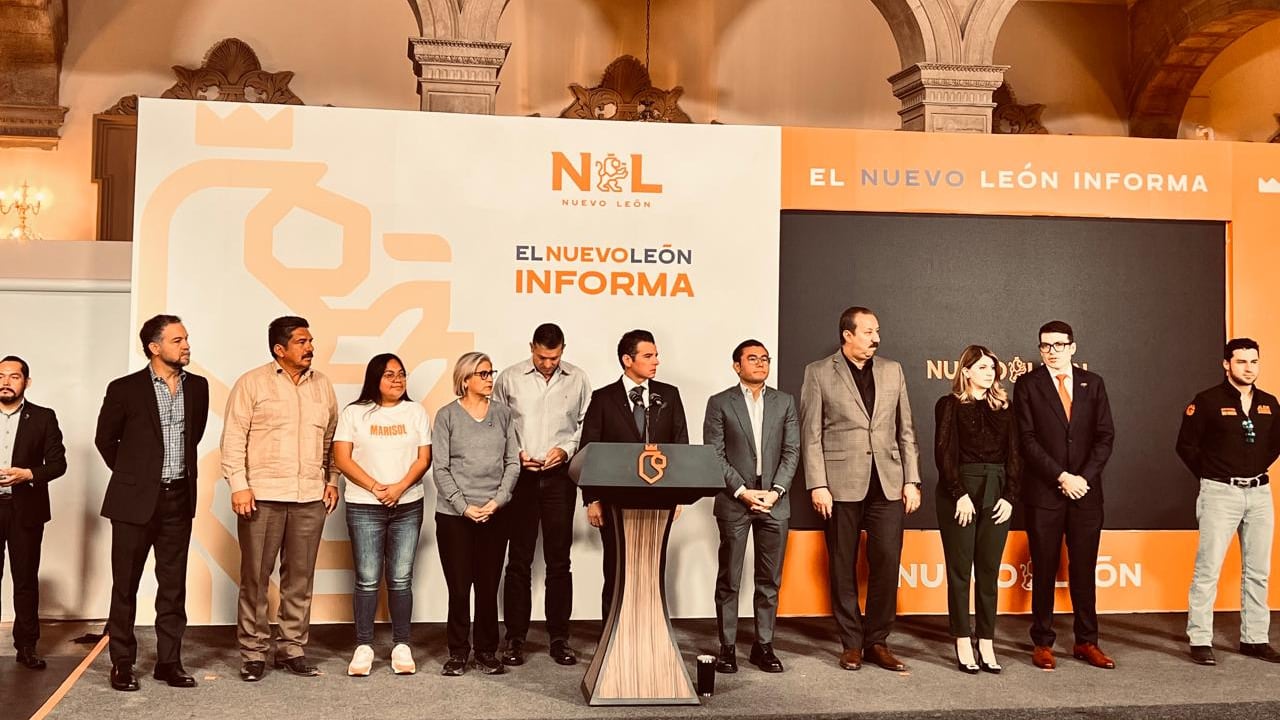 El secretario general de Gobierno estuvo arropado por alcaldes emecistas y el Grupo Legislativo naranja.