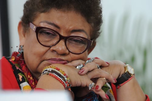 Ernestina Godoy se queda frente a la FGR tras salida de Alejandro Gertz Manero