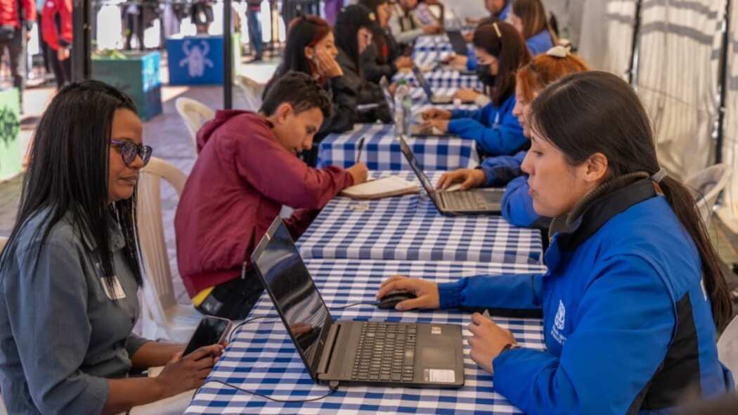 Feria laboral con 1780 puestos de trabajo en Bogotá.