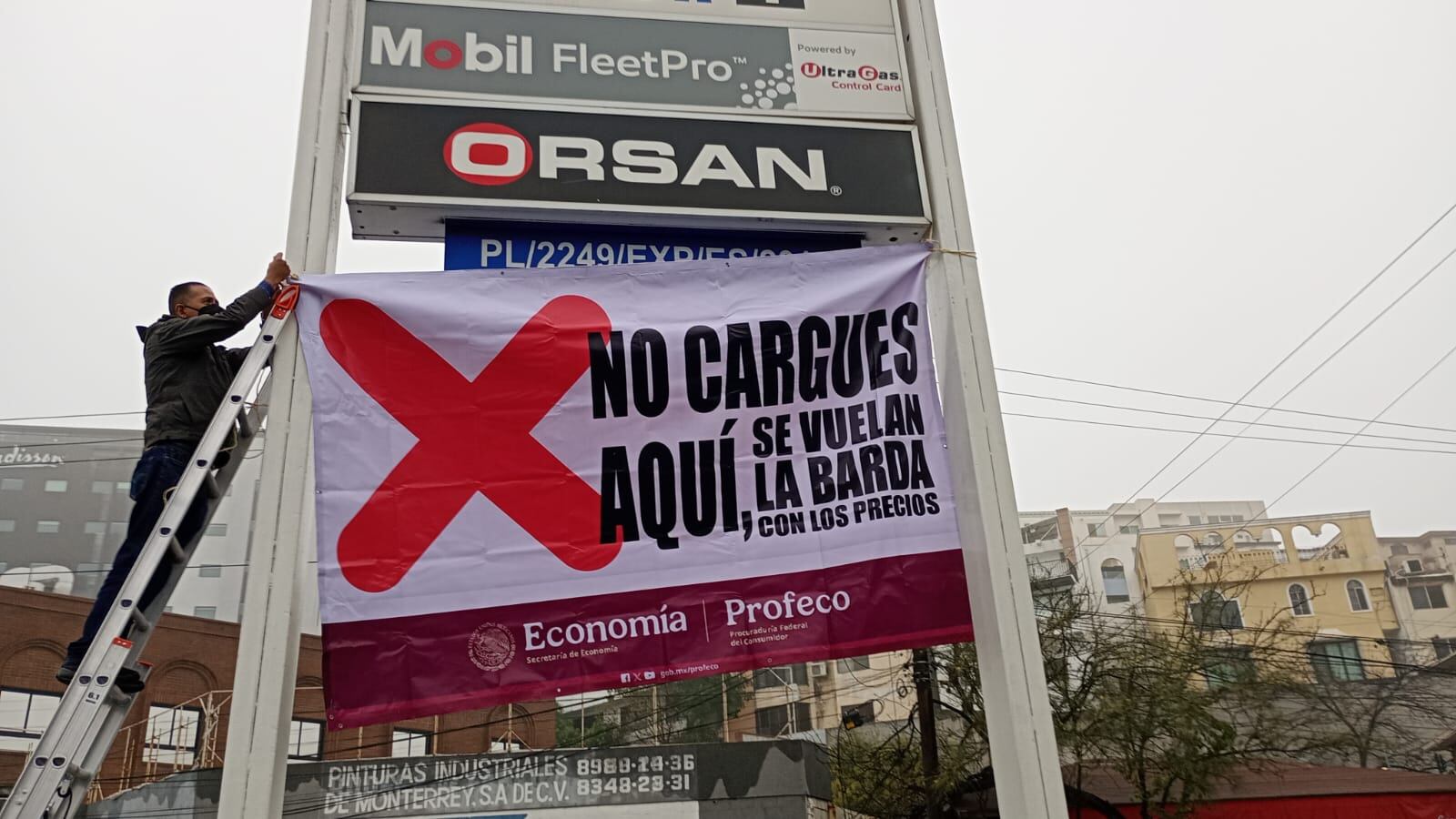 En el establecimiento, el miércoles la gasolina estaba en 26 pesos con 30 centavos.