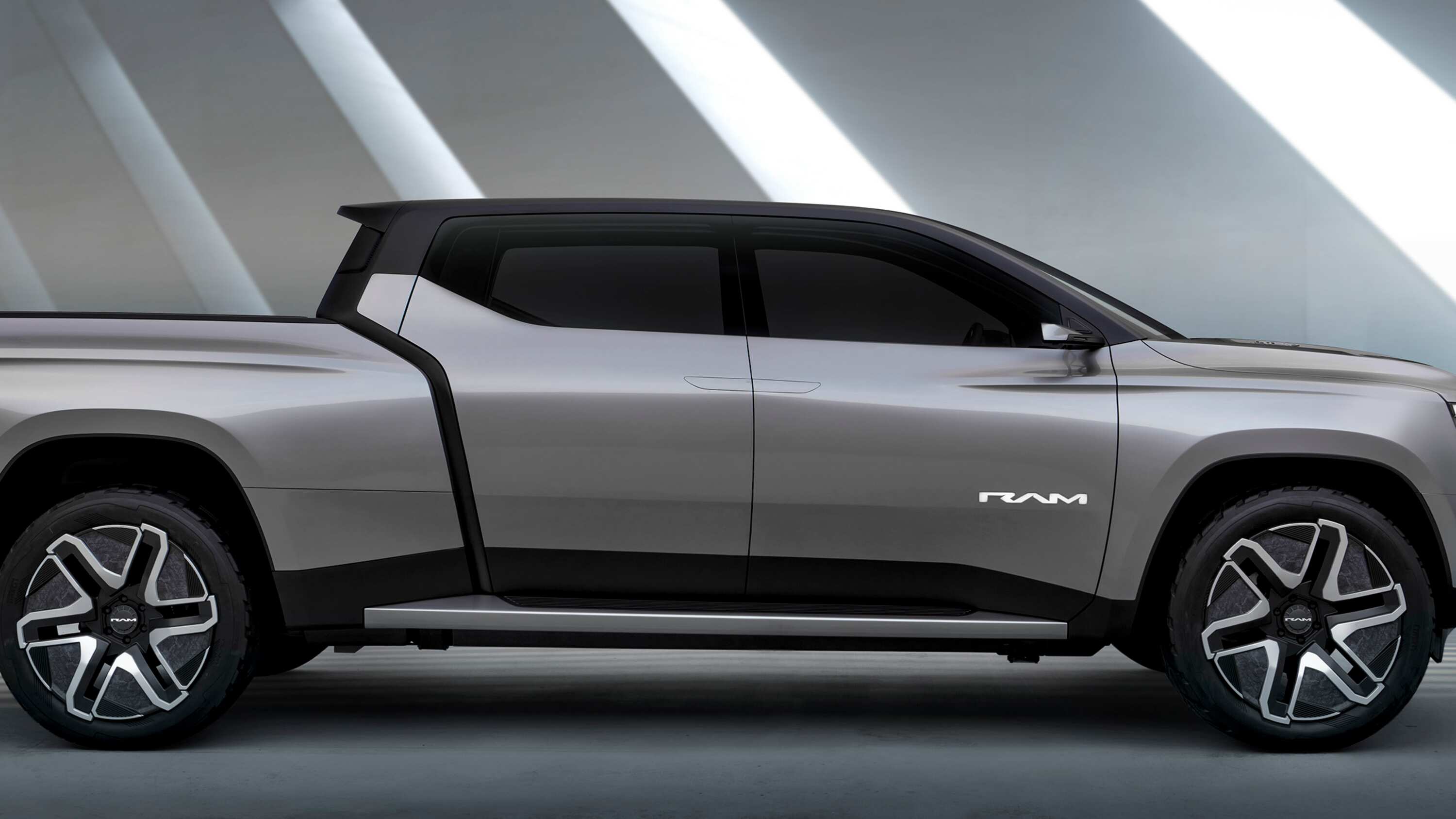 Ram 1500 Revolution anticipa la primera incursión de la firma en el mercado de los vehículos eléctricos