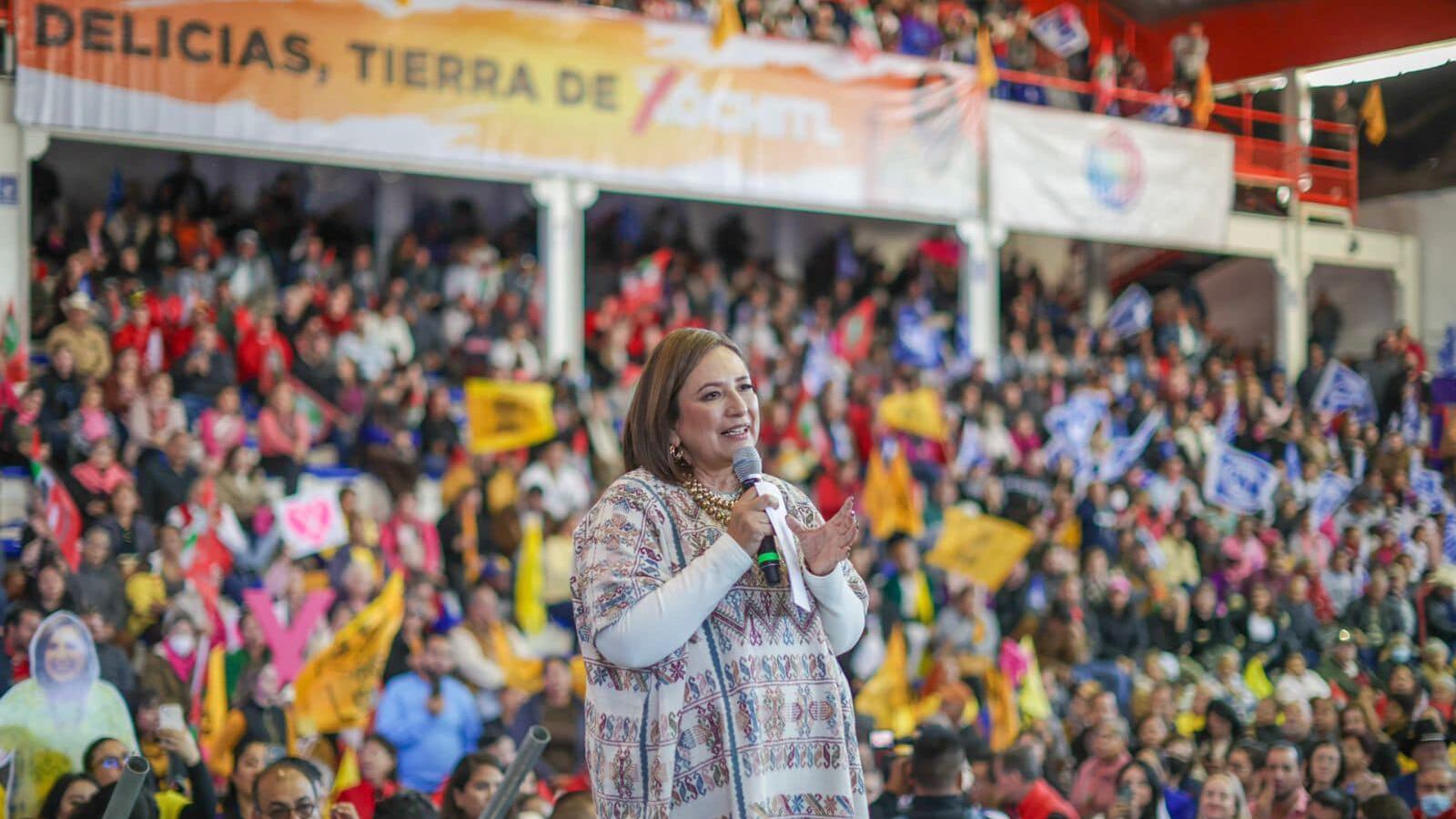 INE ordena suspender promocionales de Xóchitl Gálvez