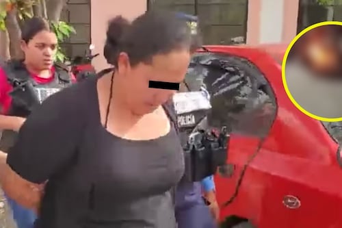 Madre golpea y quema los pies de su hija de tan solo 3 años de edad