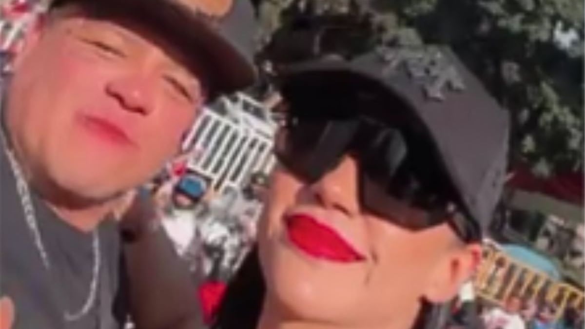 No solo El Choko: C4 Jiménez filtra más fotos de Sandra Cuevas con sus “amigos lacras”