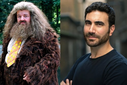 Todo lo que tienes que saber de Brett Goldstein: el actor apuntado para el papel de Hagrid en la serie de Harry Potter