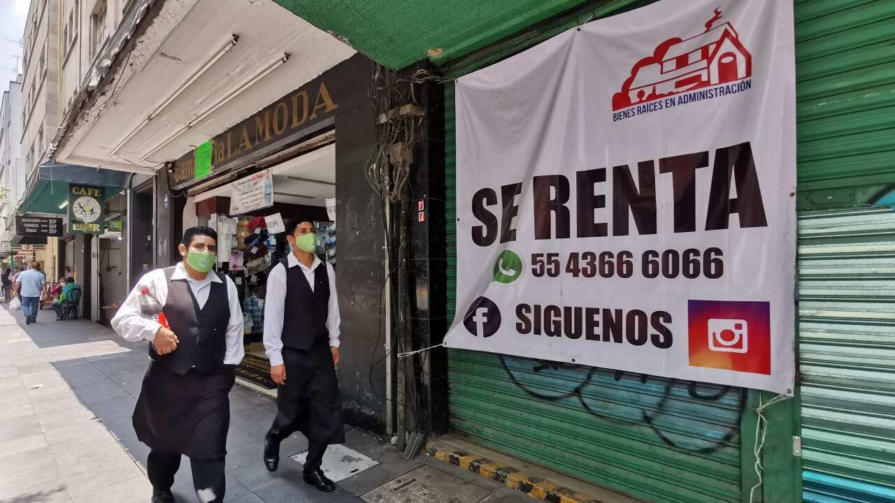 Muchos negocios tuvieron que cerrar tras no poder sortear la baja de la actividad económica derivada de la pandemia de Covid-19.