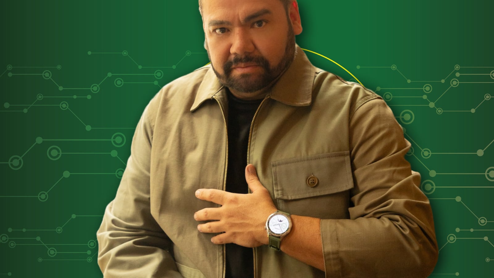 Platicamos con el diseñador Benito Santos sobre su más reciente colección inspirada en un nuevo dispositivo que celebra la unión entre moda y tecnología