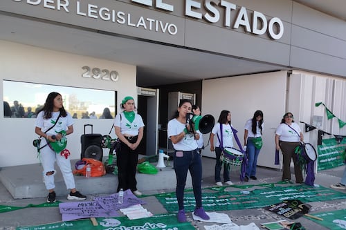 Colectivas llaman a que diputados de oposición asuman postura y destraben agenda feminista en Querétaro
