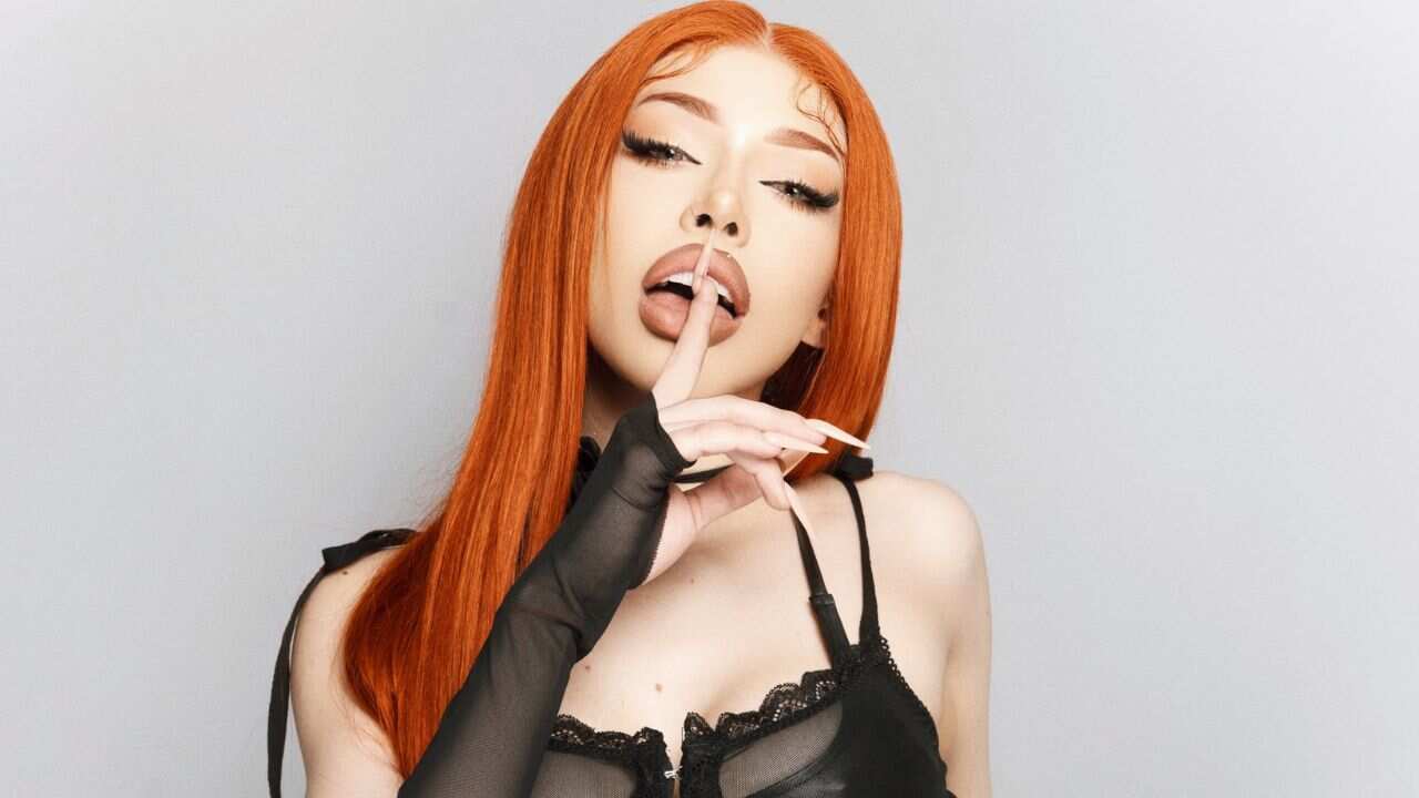 Yeri Mua se corona dentro del reguetón mexicano con su ‘Traka Tour'