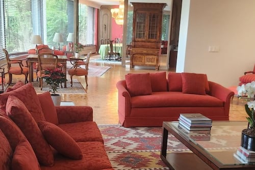 ¡Remate! Gustavo Petro pone a la venta propiedades de lujo de la Embajada de Colombia en México