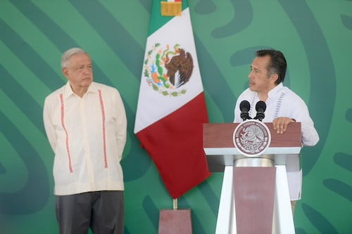 “Cuitláhuac García no es corrupto”: AMLO respalda al gobernador de Veracruz