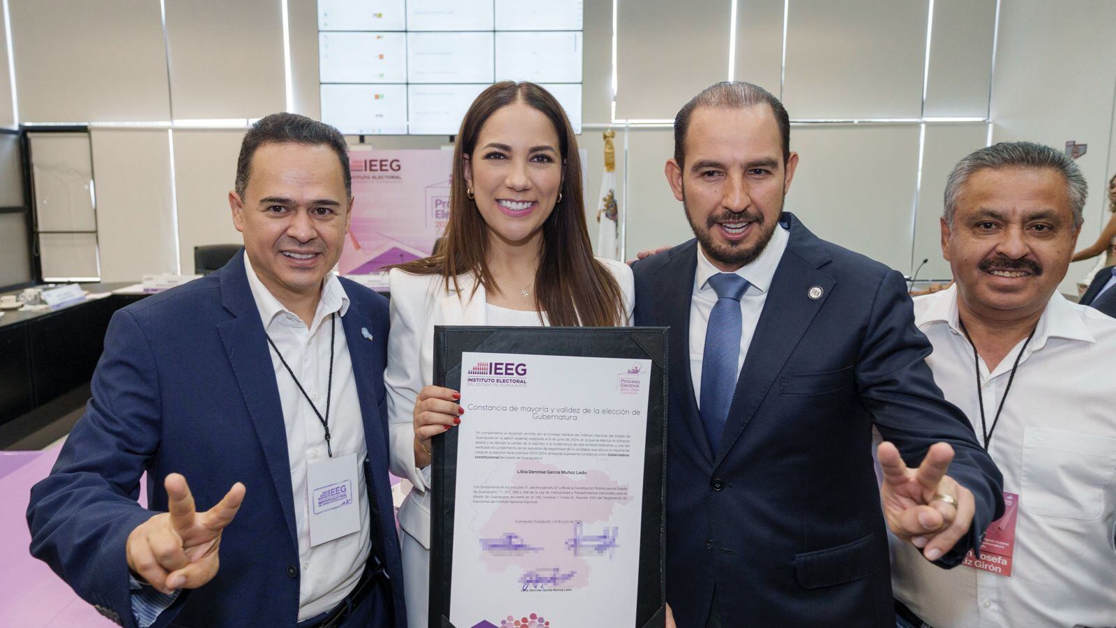 Tendrá que analizar sus próximos cambios en el gabinete.