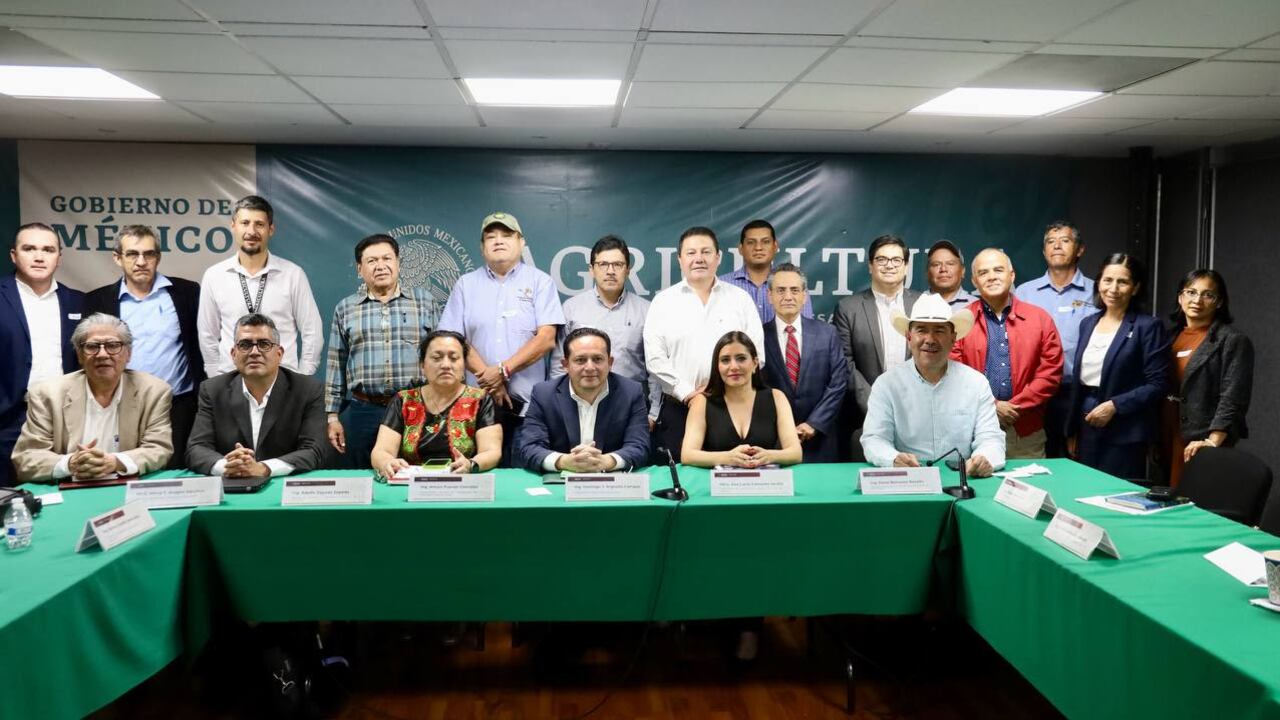 Autoridades de SADER Jalisco mantienen diálogo para mejorar los precios de comercialización del maíz. Foto: Cortesía.