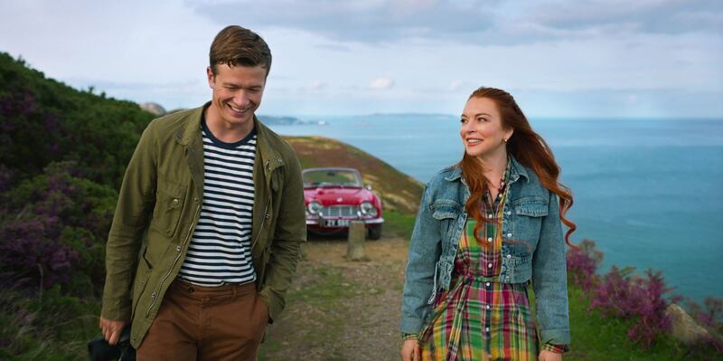 Ed Speleers como James Thomas y Lindsay Lohan como Maddie Kelly en 'Un deseo irlandés'