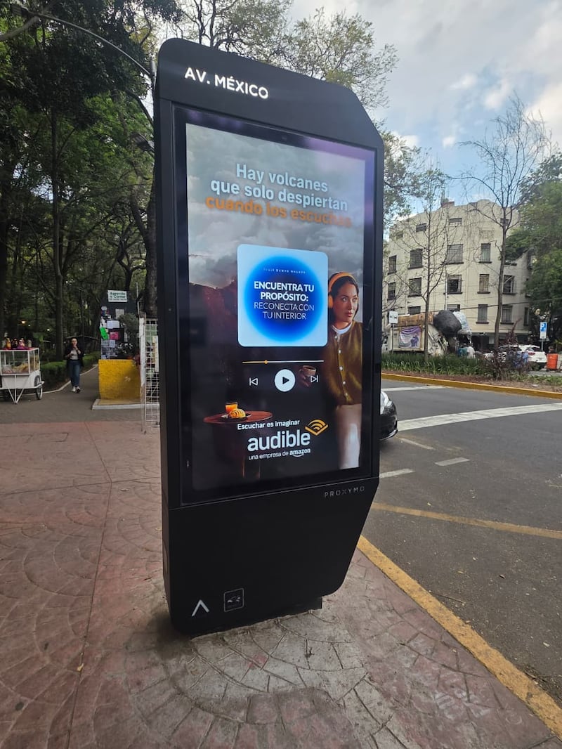 tótems publicitarios electrónicos