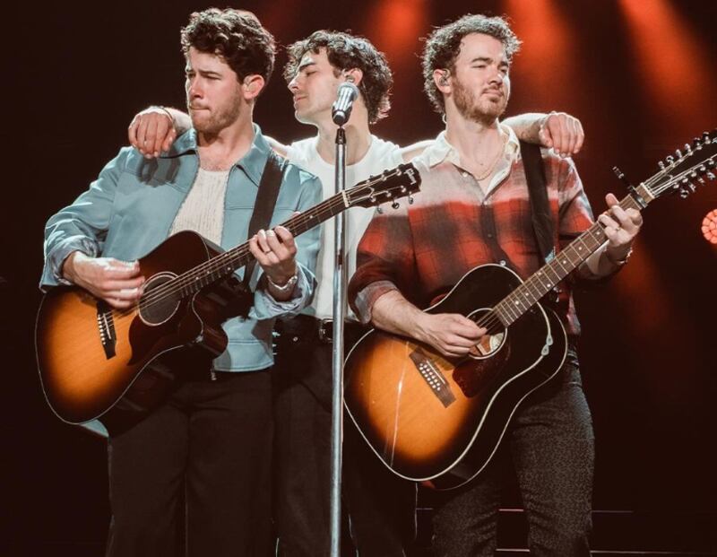Los Jonas Brothers ya están en Perú.