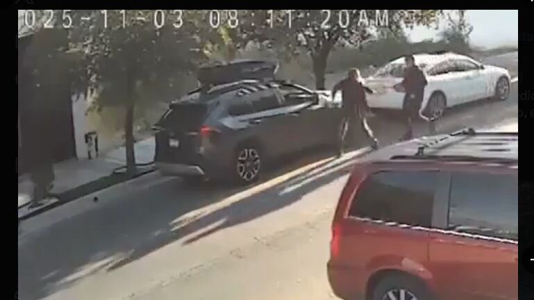 Las imágenes muestran el momento en que la mujer intenta escapar tras ser baleada. El caso desató indignación por la violencia del hecho.