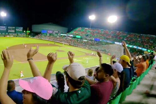 AMLO ordena a Sedena la remodelación de estadio de beisbol en Yucatán