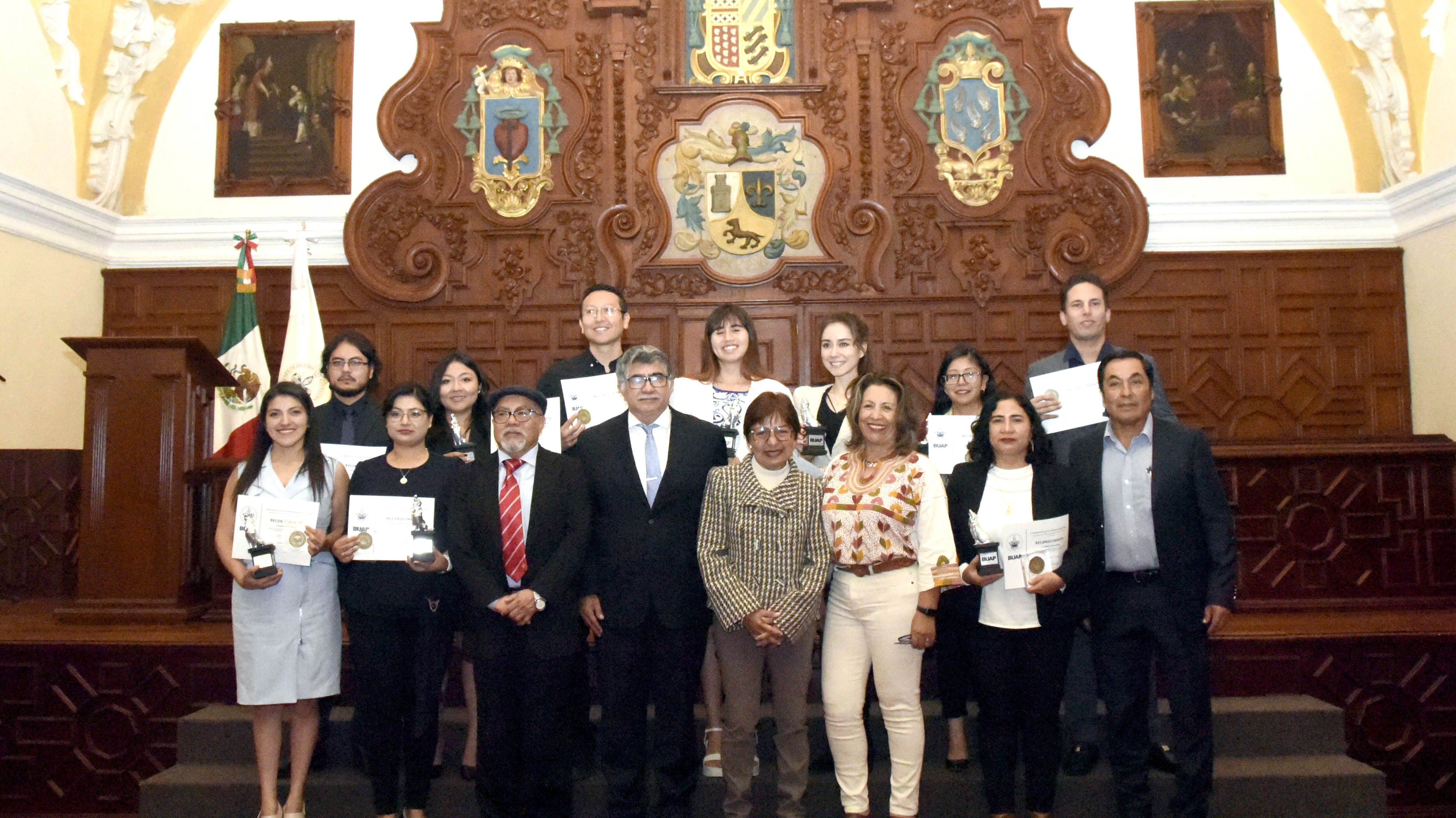 Reconoce BUAP a las mejores tesis de posgrado