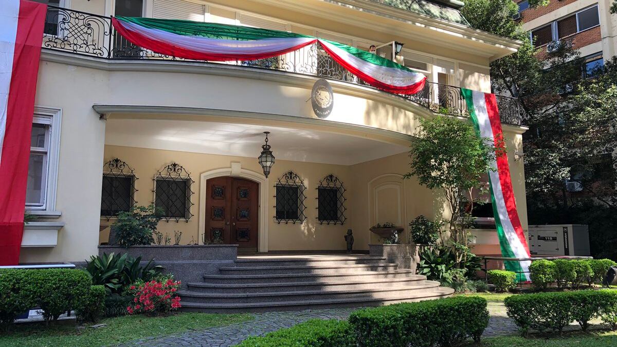 El hombre se atrincheró en el baño. (Especial)