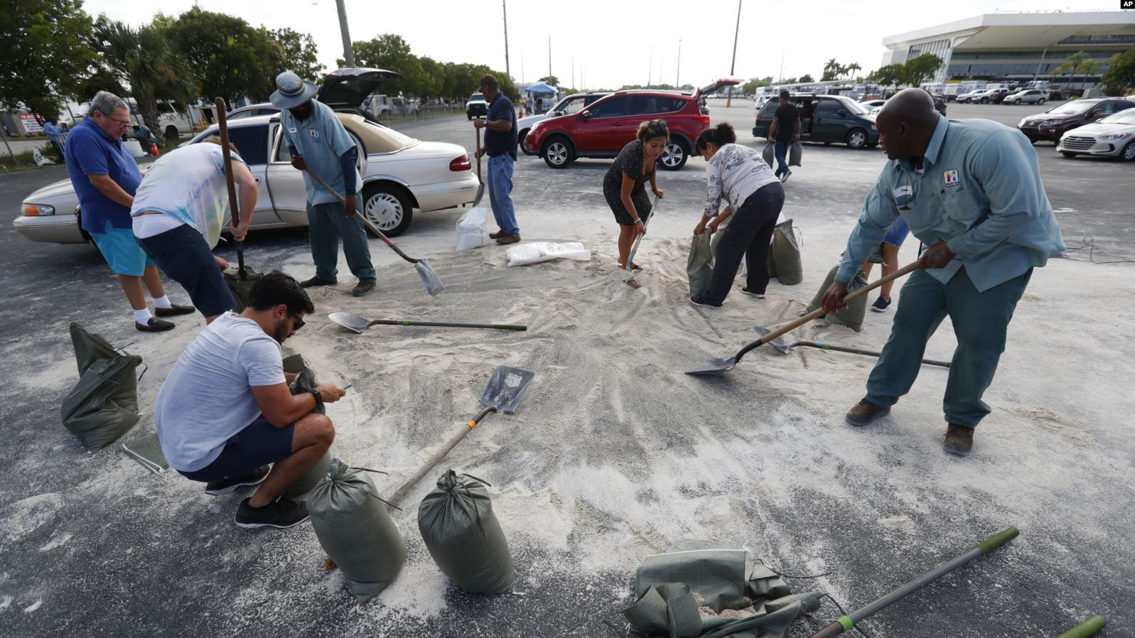 La nueva normtativa de Florida no especifica las consecuencias para un inmigrante sin papeles.