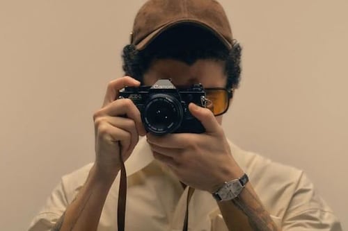 Llegó el momento de tirar más fotos con Bad Bunny: lo que se espera en el primer concierto