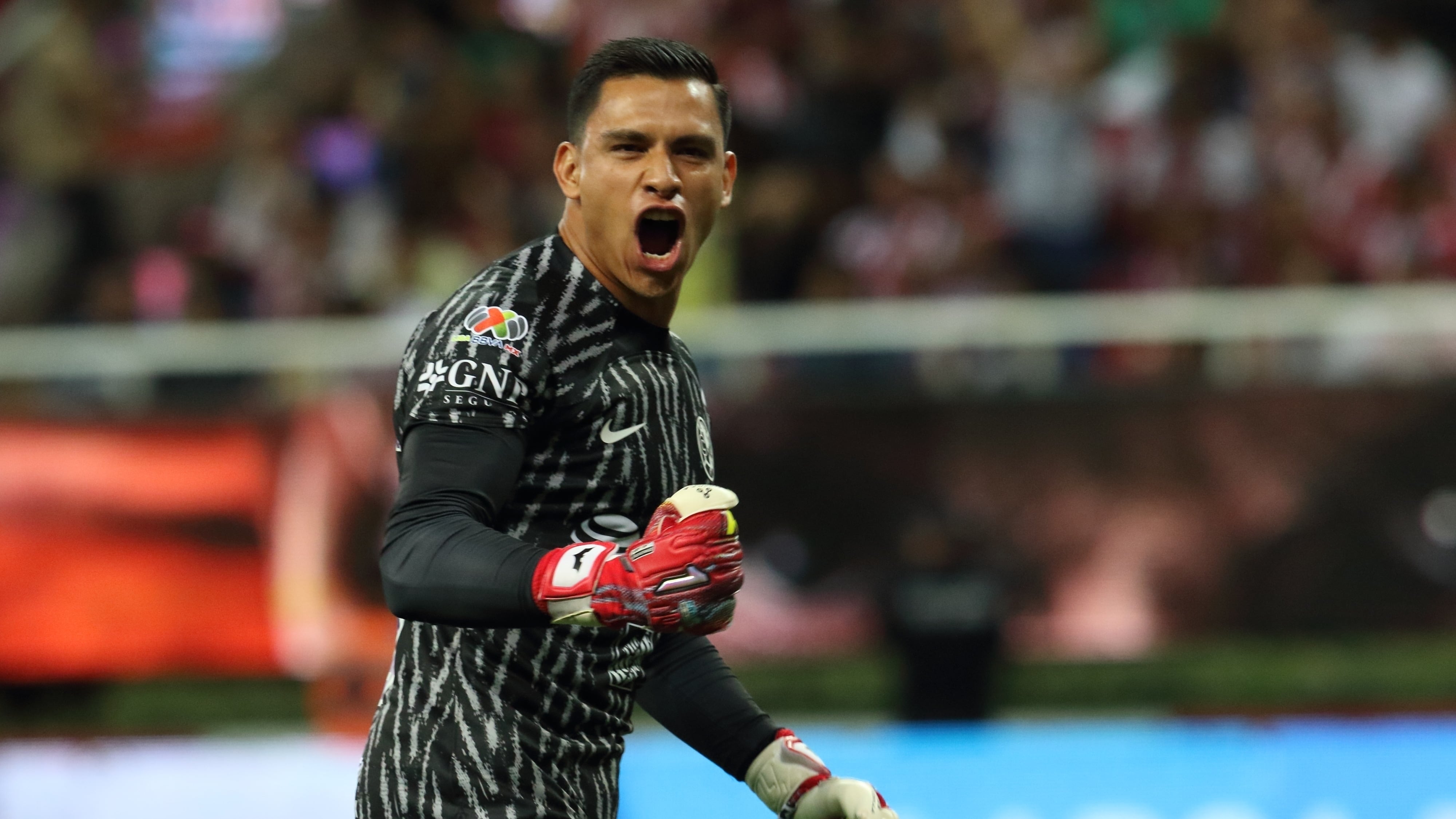 Luis Malagón se ha ganado la titularidad con América.
