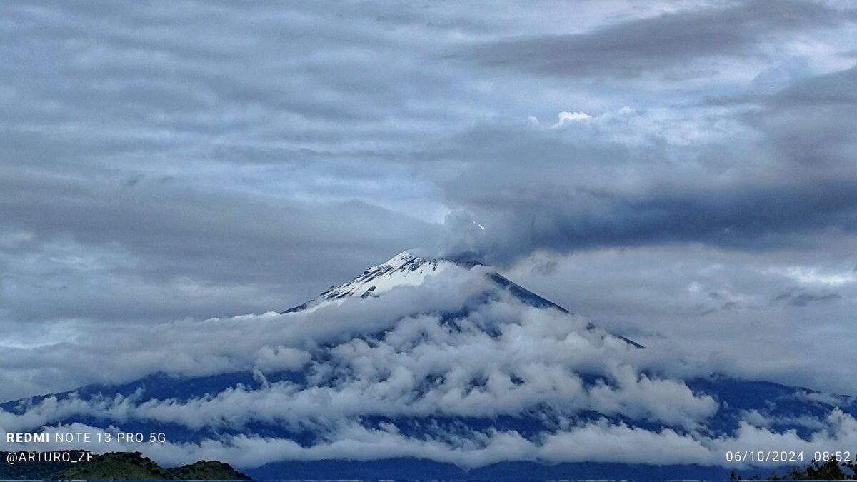 Fotos: Volcán Popocatépetl despierta bajo la nieve el domingo 6 de octubre