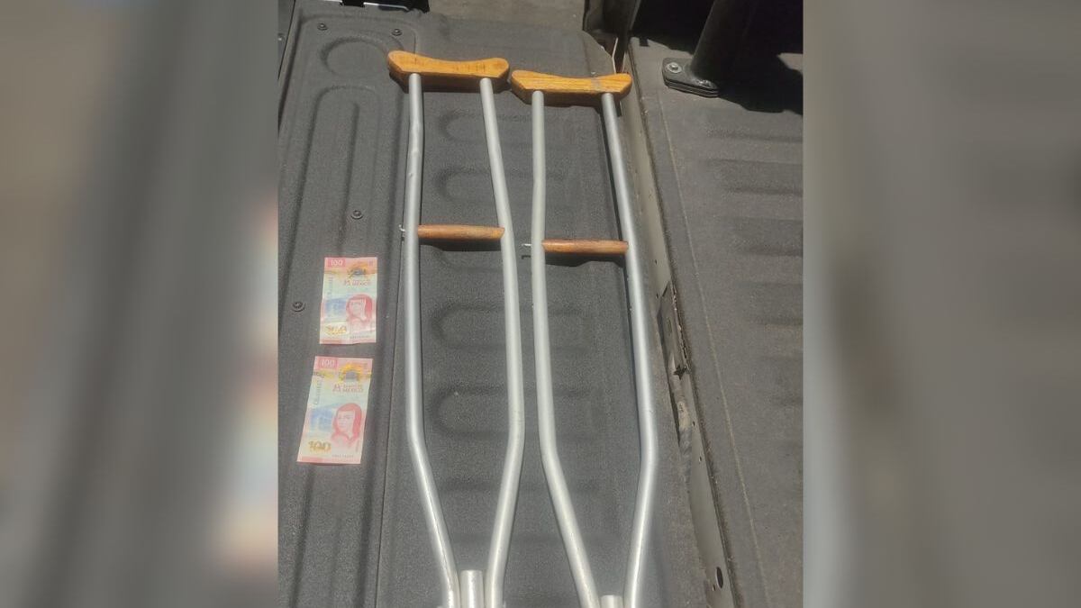 Golpea a mujer con muleta y la asalta en Álvaro Obregón.