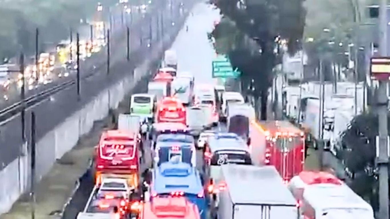 Inundaciones en la Av. Ignacio Zaragoza