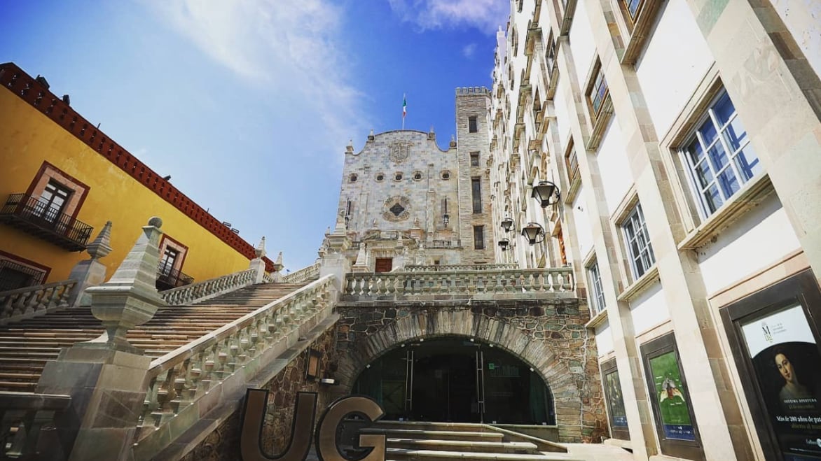 Universidad de Guanajuato implementa clases a distancia este lunes por medida preventiva