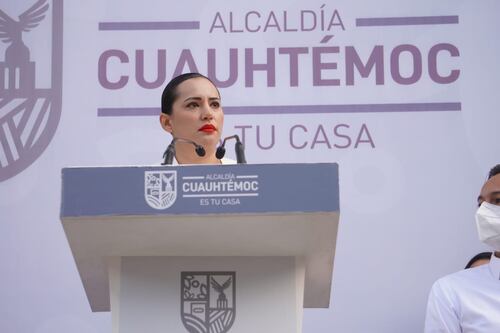 “Echaron a perder este país”, Sandra Cuevas a AMLO y Sheinbaum
