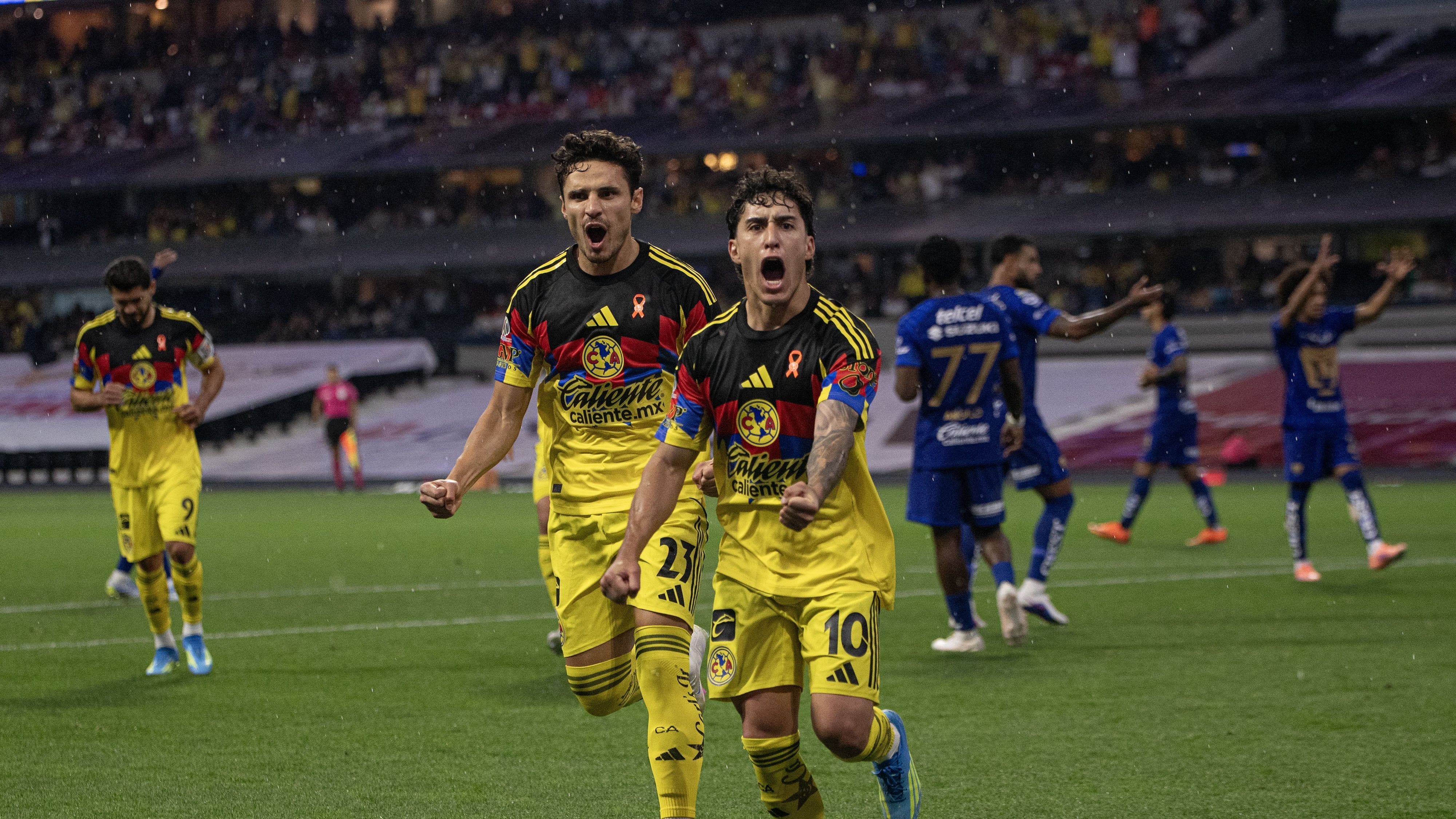 América fue multado.