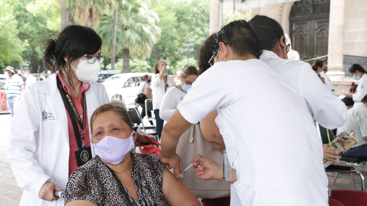 Vacunación en 6 municipios