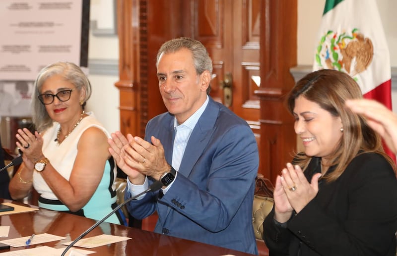 Firma Pepe Chedraui Convenio de Colaboración con Comité Estatal de Participación Ciudadana