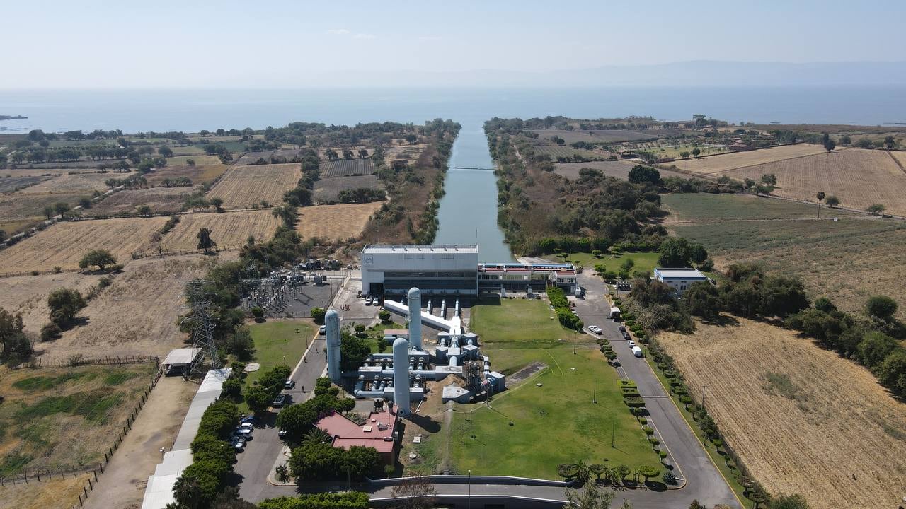 El acueducto actual tiene 34 años de antigüedad y transporta aproximadamente 60 por ciento del suministro de la urbe. CORTESÍA/ GOBIERNO DE JALISCO