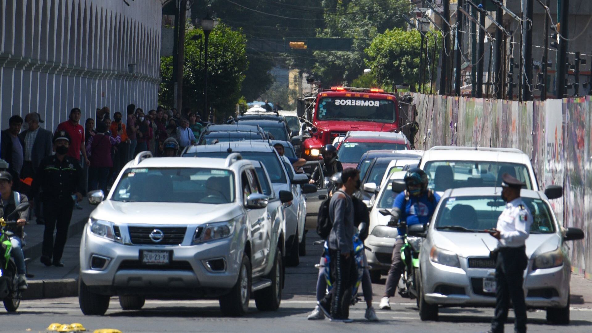 Hoy No Circula del 12 de noviembre en CDMX y Edomex