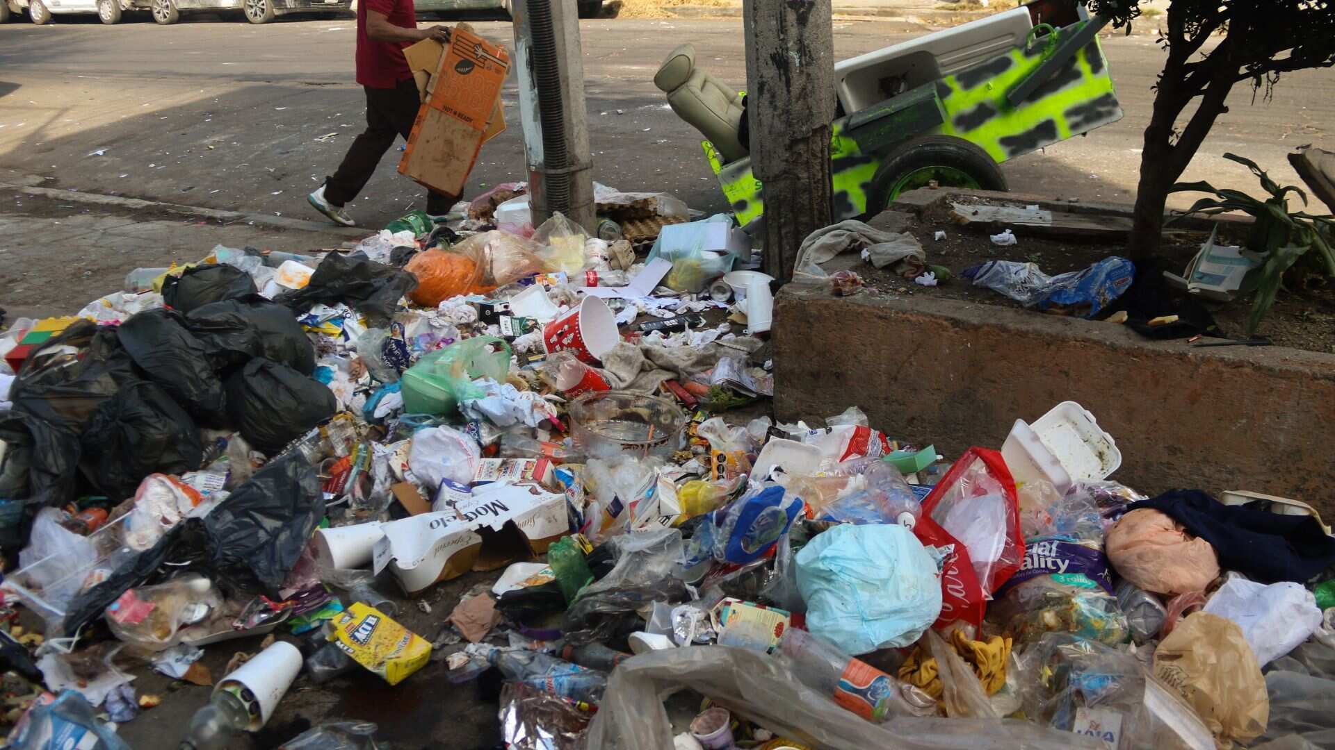 Crecimiento incontrolado de tiraderos clandestinos