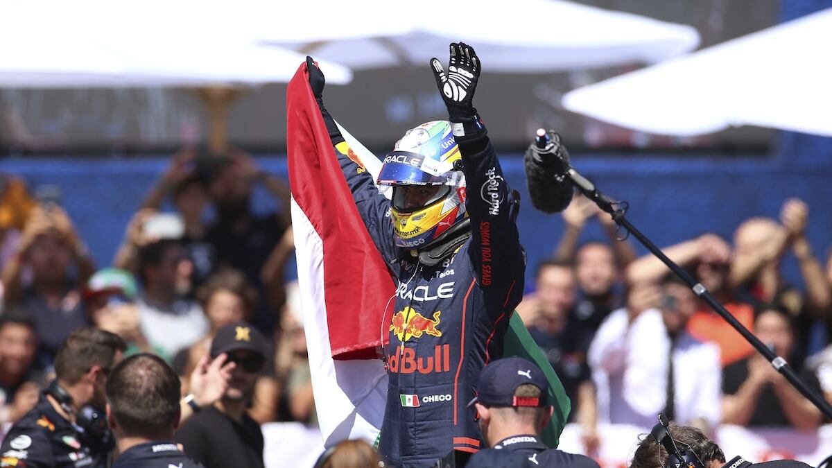 Checo Pérez Red Bull Show Run