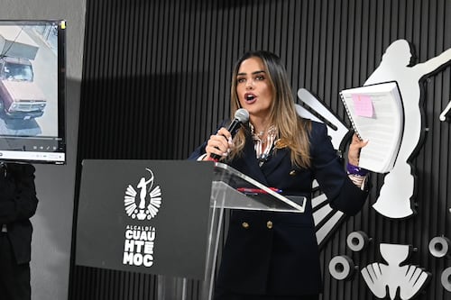 “Papelito habla”: Rojo de la Vega acusa otra vez a la CDMX por el derrumbe en San Antonio Abad