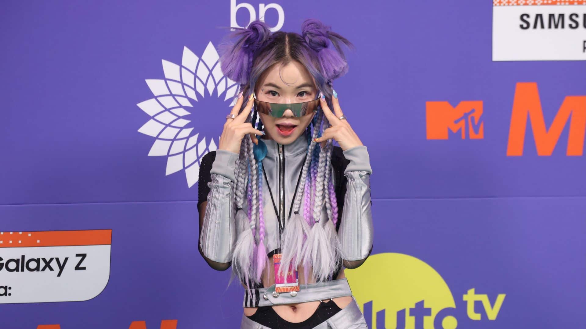 Cofepris emite guía para publicidad realizada por influencers