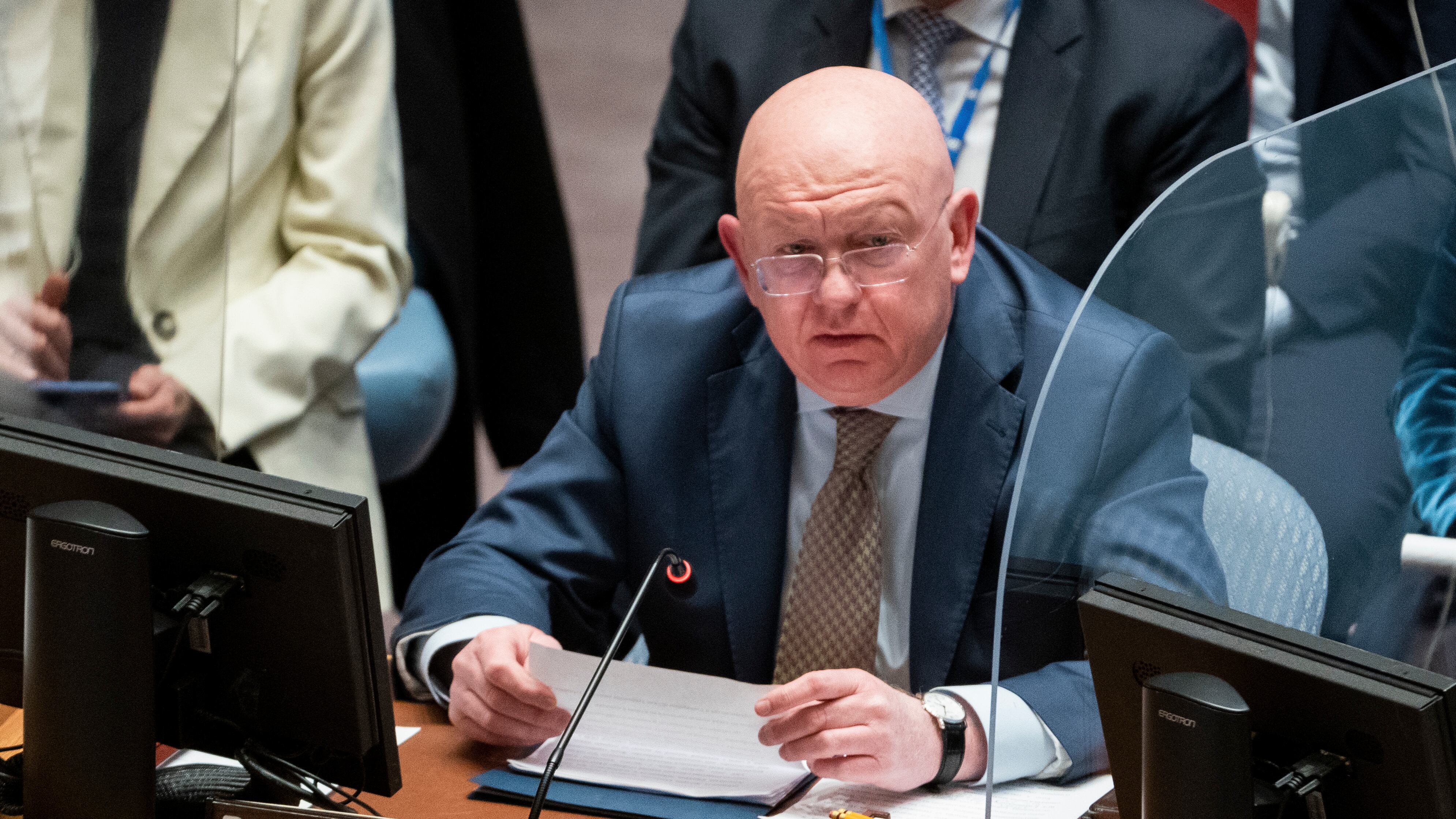 Vassily Nebenzia interviene en una reunión del Consejo de Seguridad de la ONU ante la negativas de la Naciones Unidas de "negociar" con Rusia
