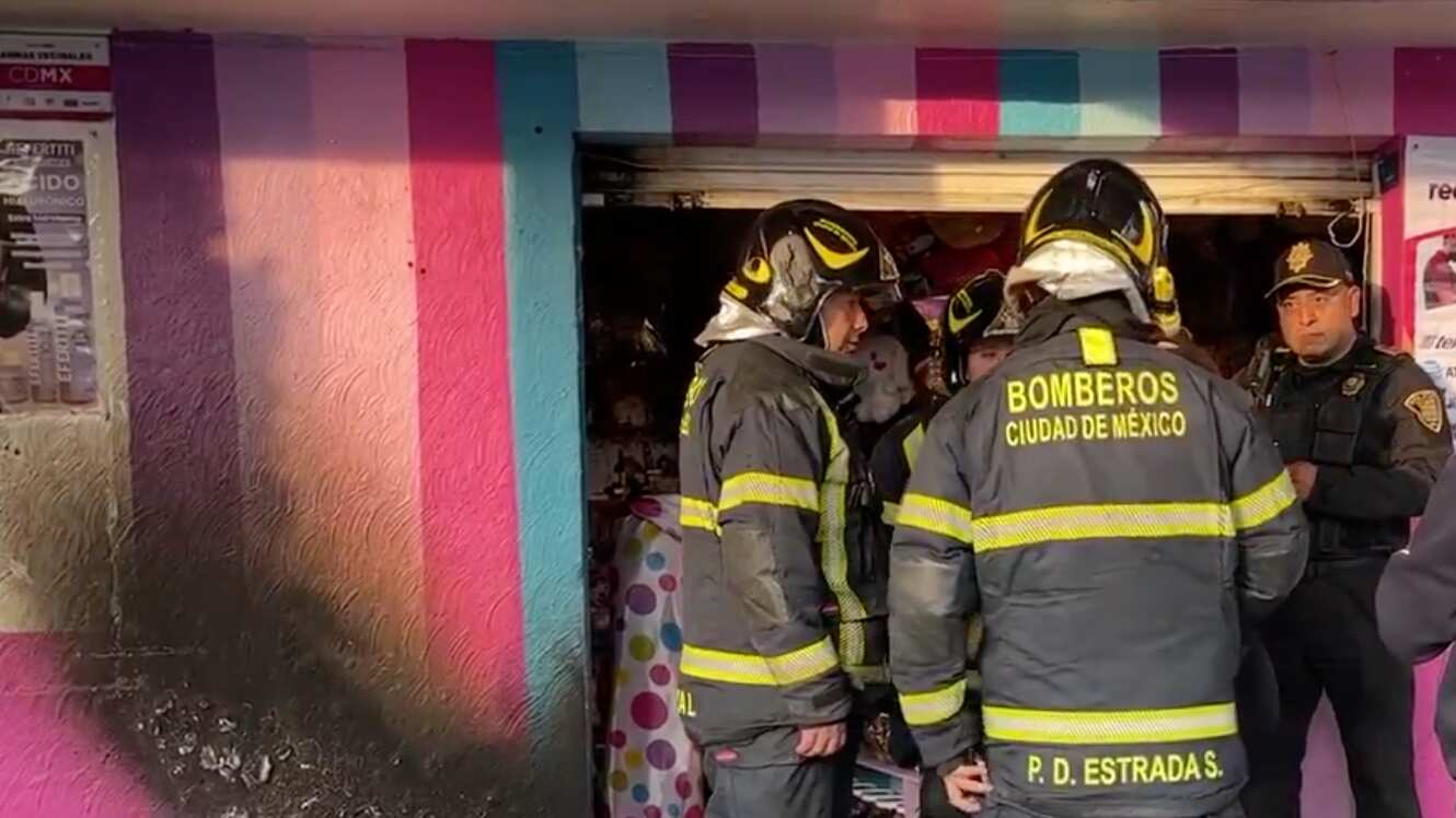 Hombre incendia local donde trabaja expareja por terminar con relación