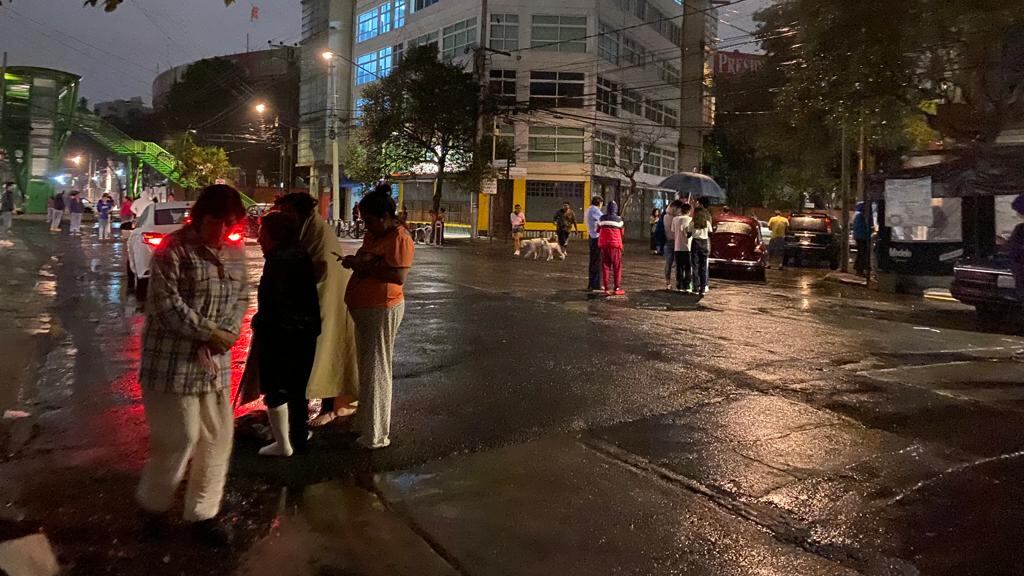 Sismo magnitud preliminar 6.3 en la Ciudad de México