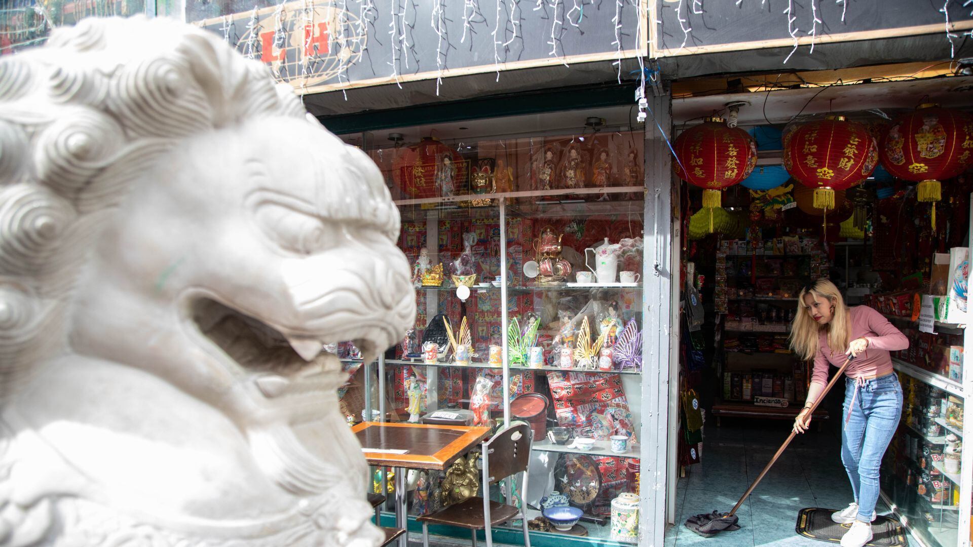 Va el SAT contra importaciones asiáticas